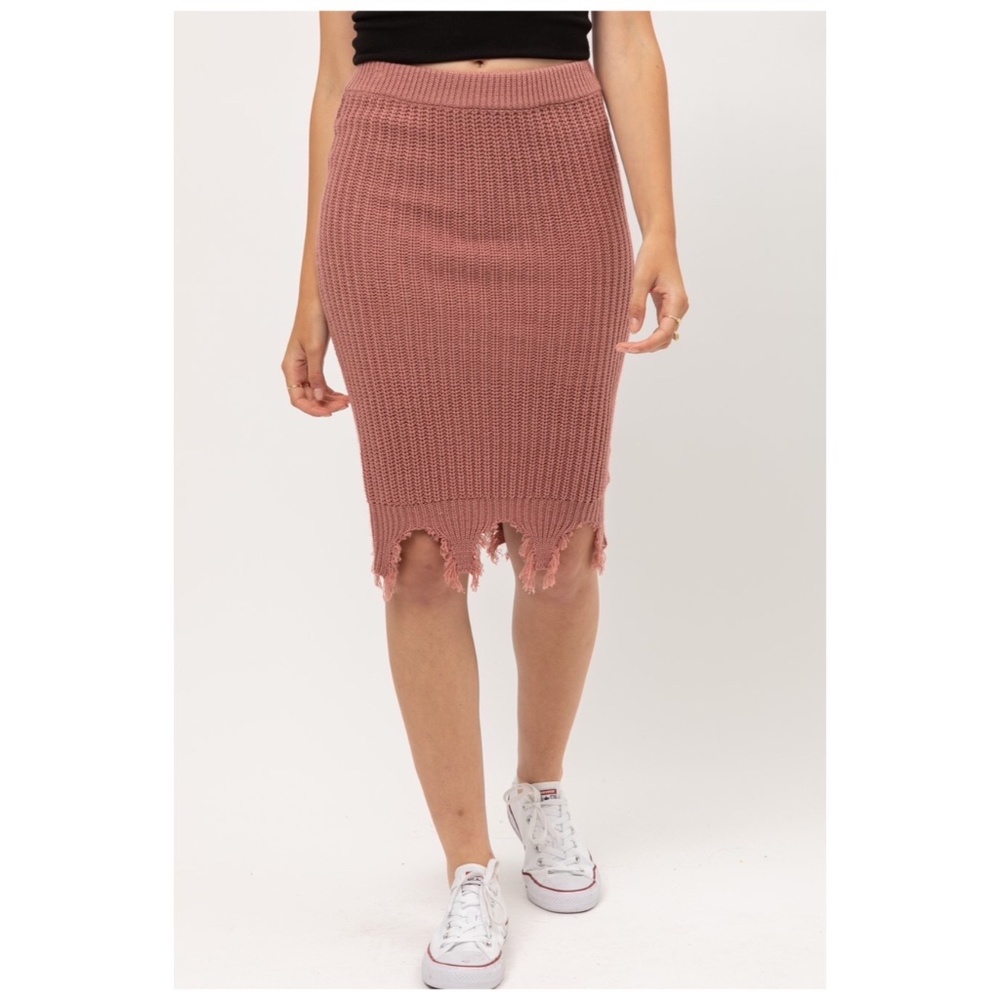 fake smile destroyed edge sweater skirt